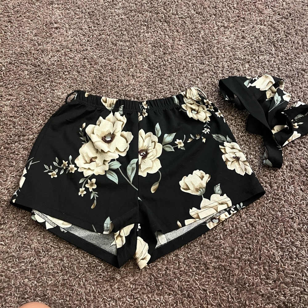 Shein flower shorts